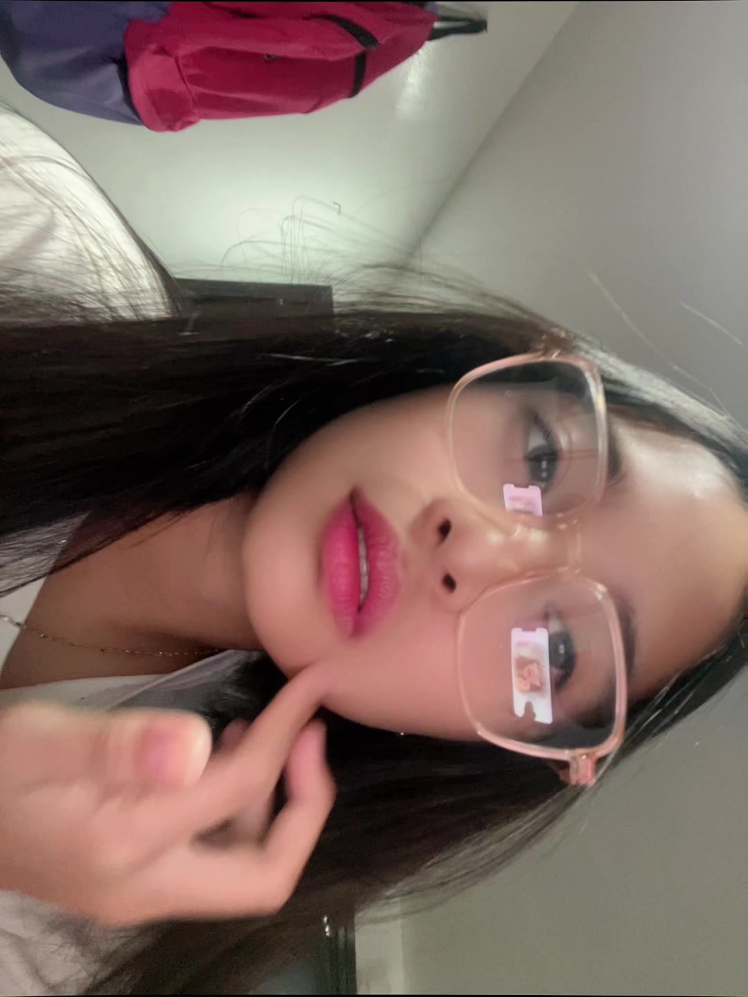 @🫦