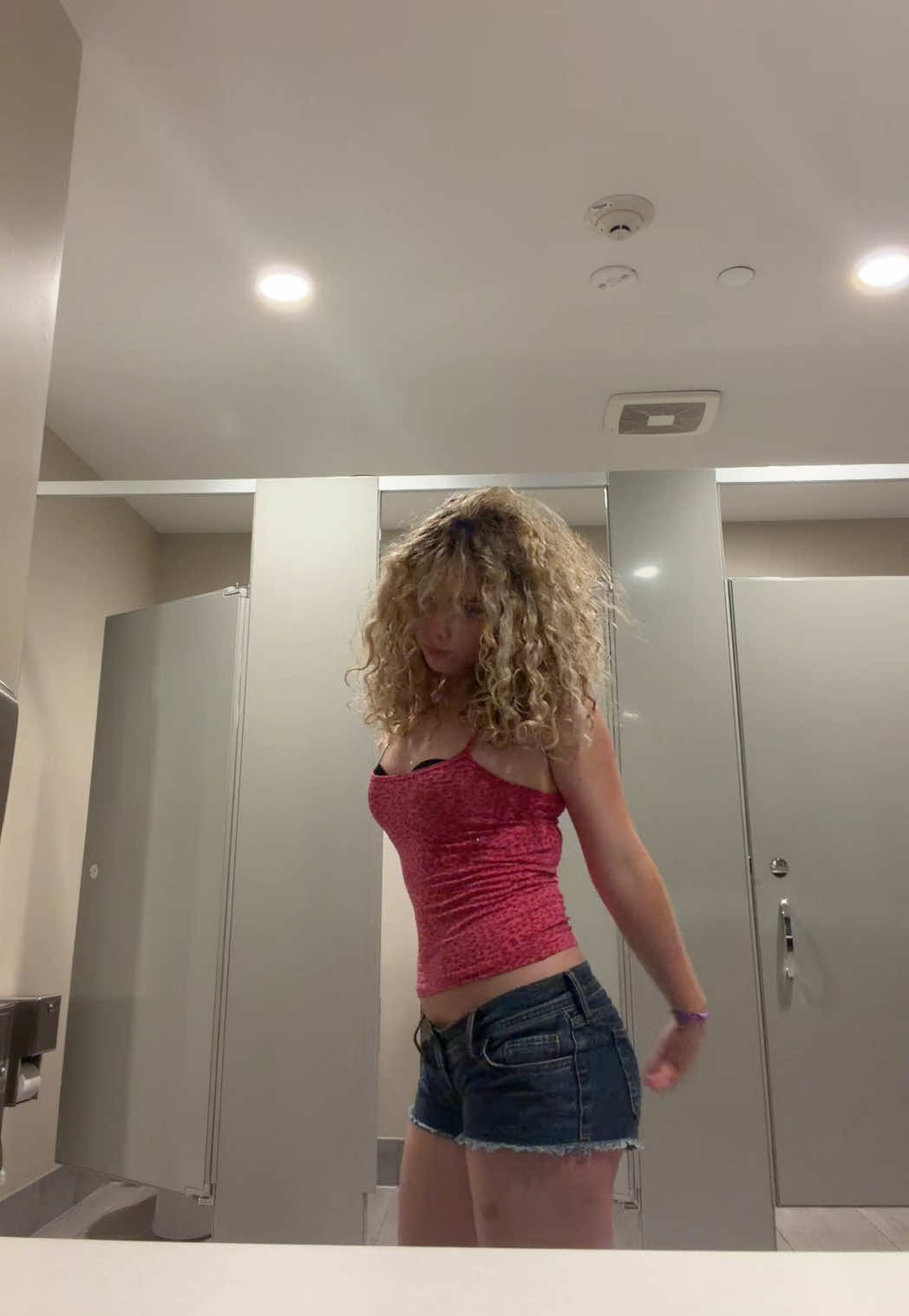 @amy メ𝟶