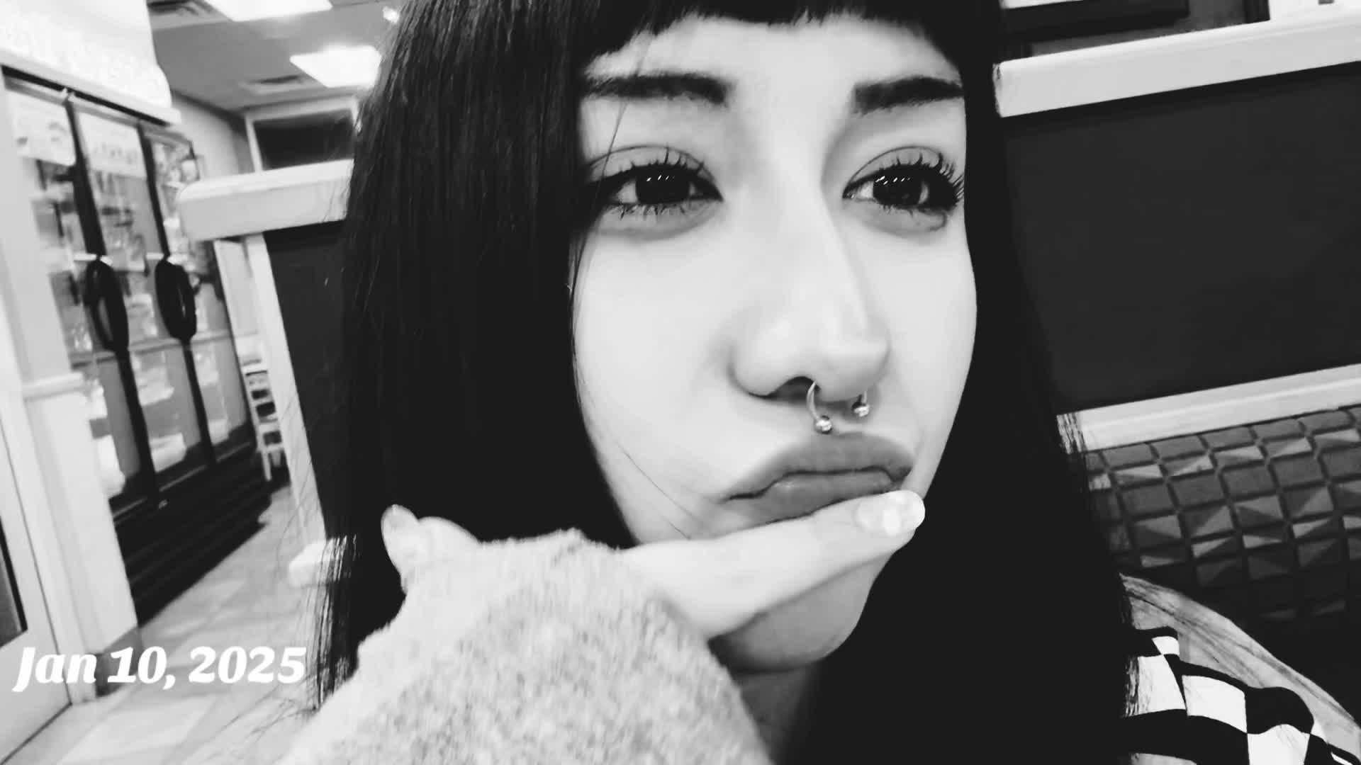 @niki