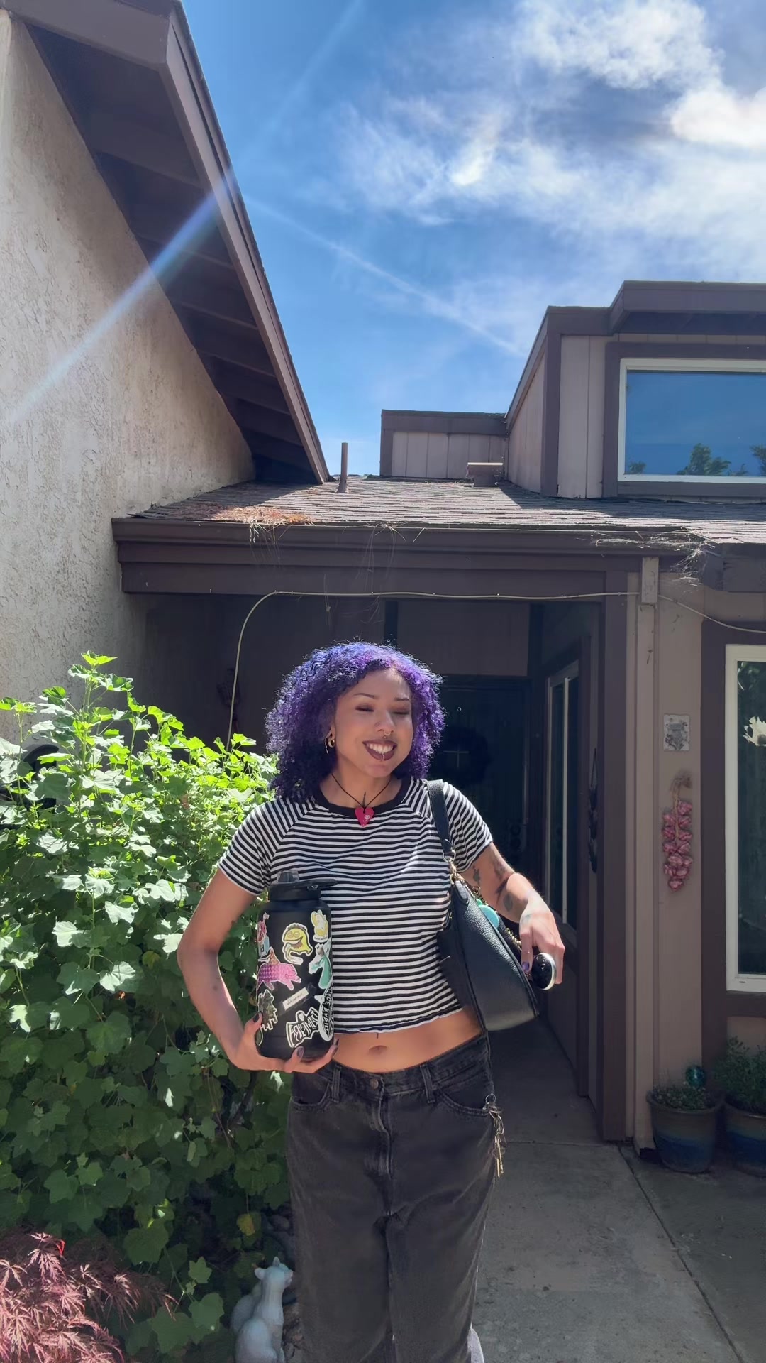 @thegirlinurphone