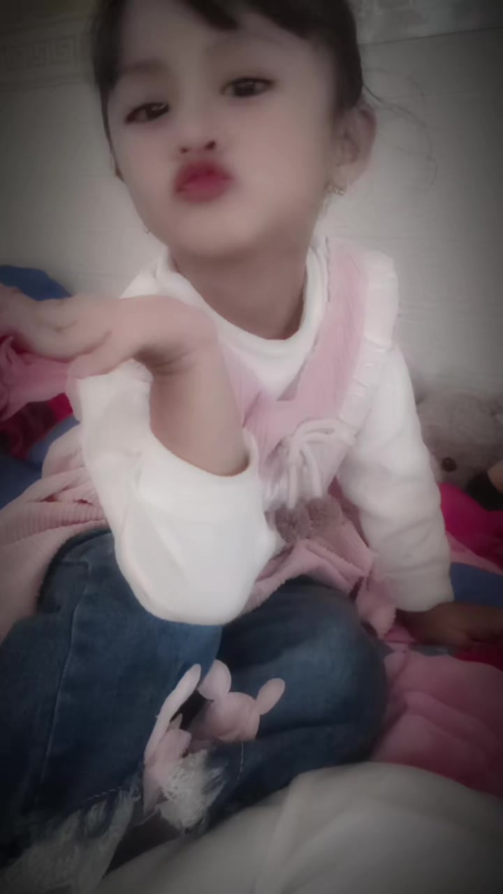 @Elvira N.s🌻