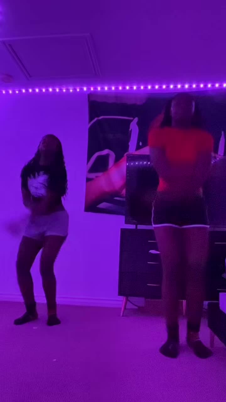 @_jsttaweirdoo_
