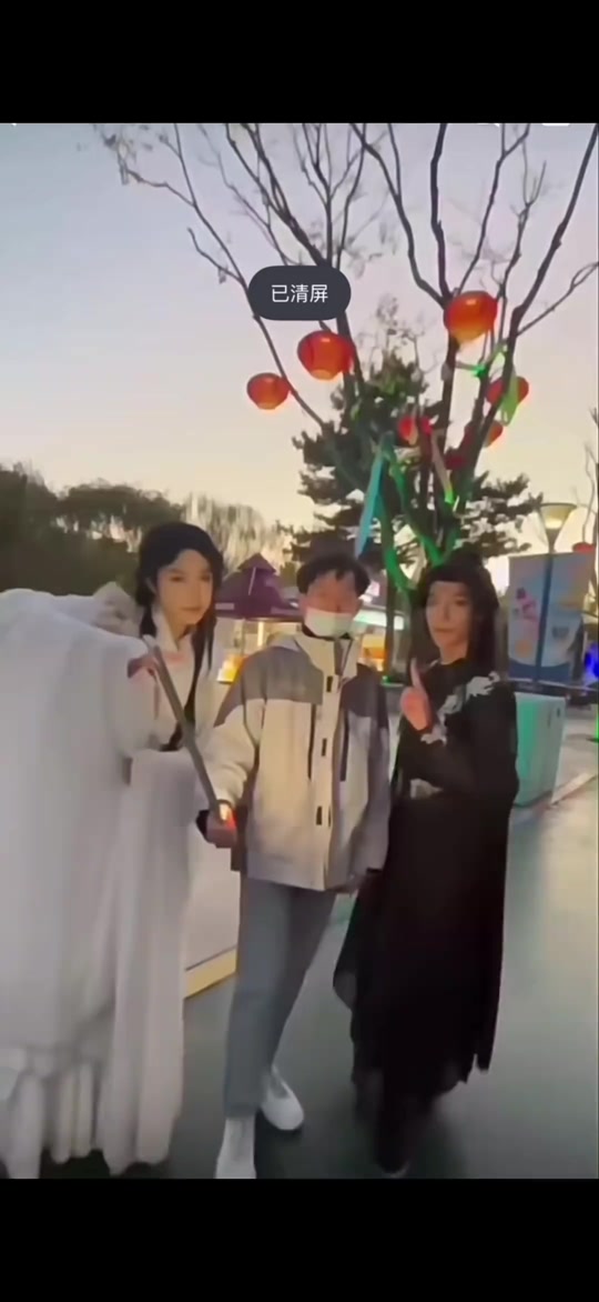 @开心元元fans