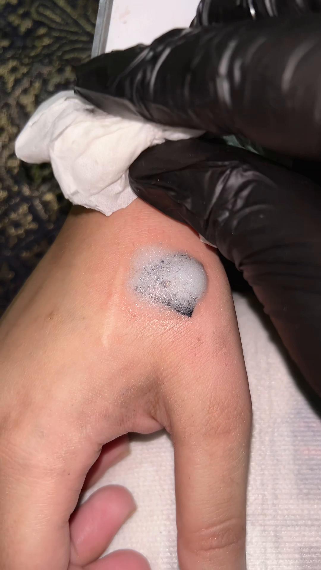 @Black cat Tatoo