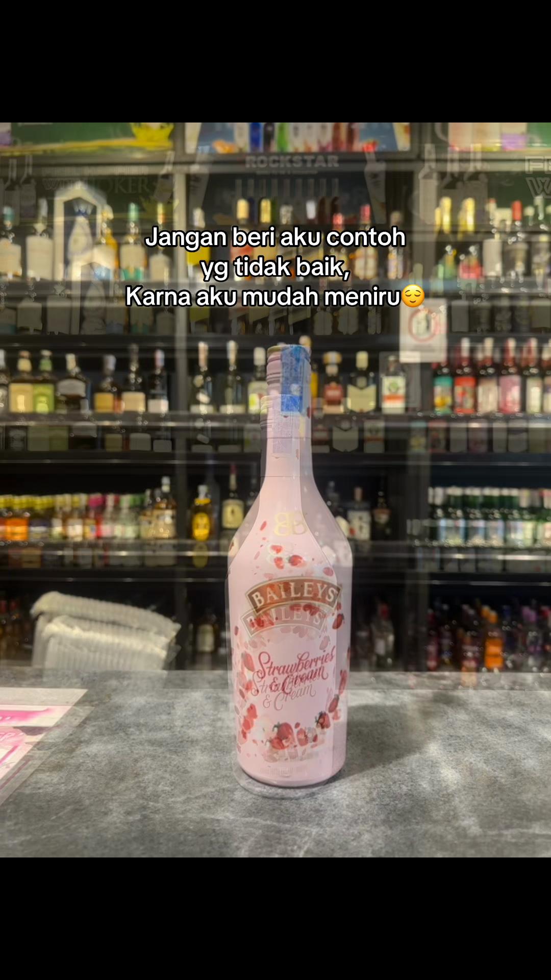 @TezzaComel🦂