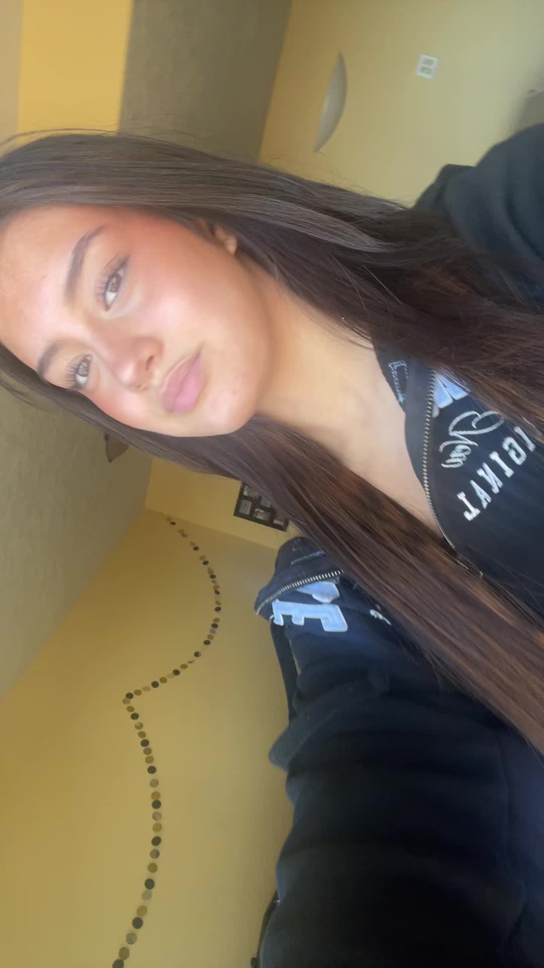 @anna