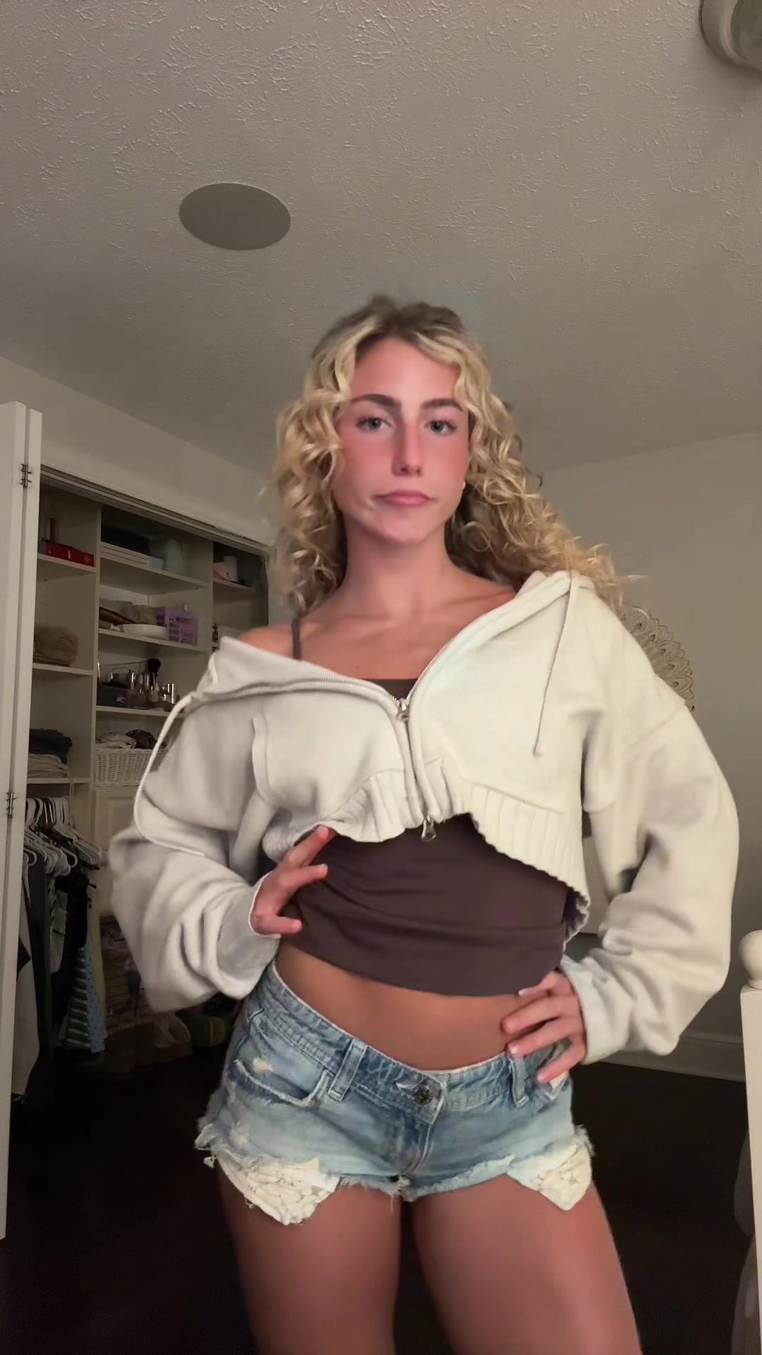 @theremnicole