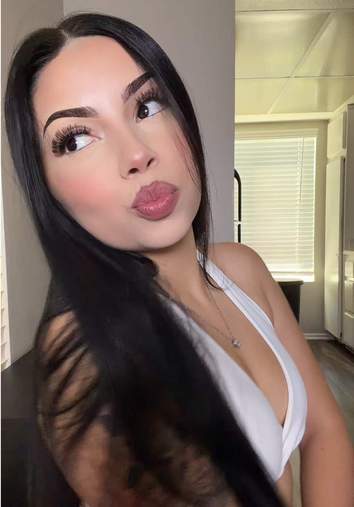 @𝔑𝔦𝔨𝔨𝔦 𝔪𝔞𝔯𝔱𝔦𝔫𝔢𝔷