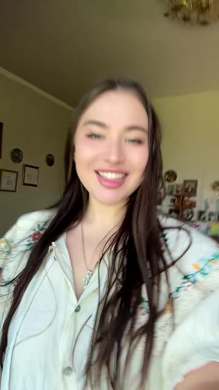 @Elmira Romanova
