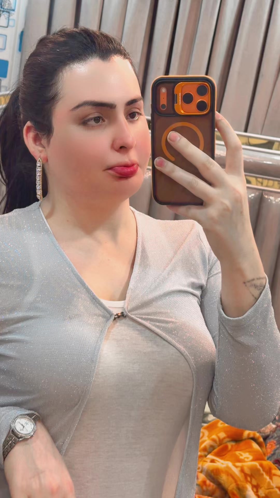 @Riya Khan34