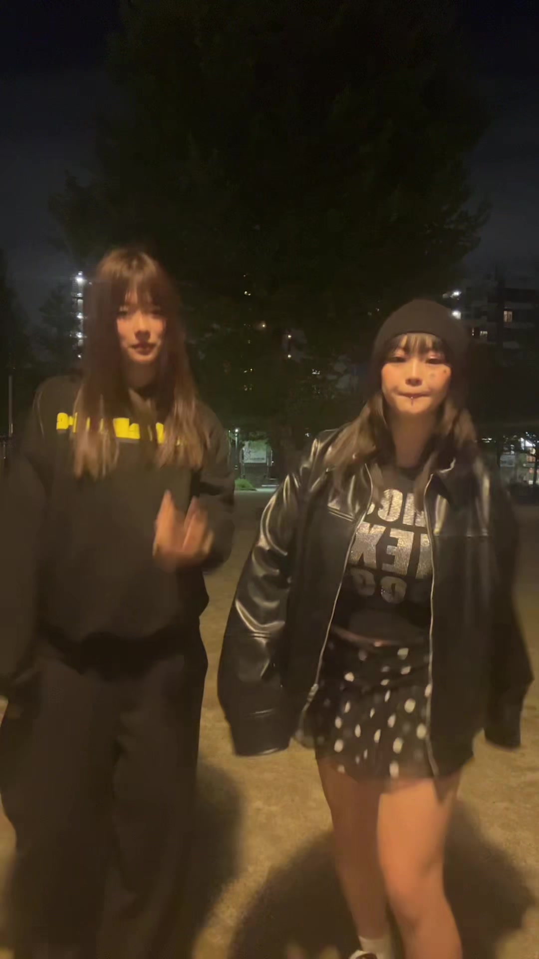 @ひな