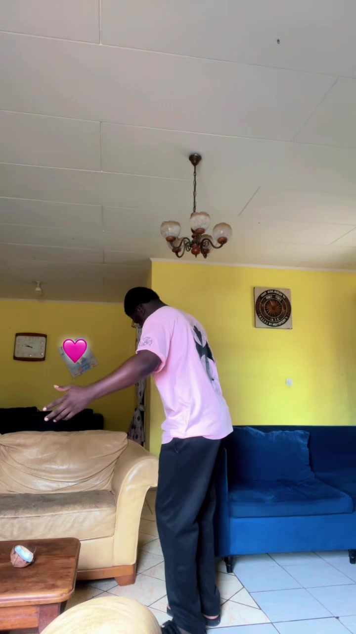@R&auml;nd&yuml;_l&euml;ch&ouml;c&oslash;l&auml;t_d&uuml;rō&yuml;&auml;ūmē👑🍫