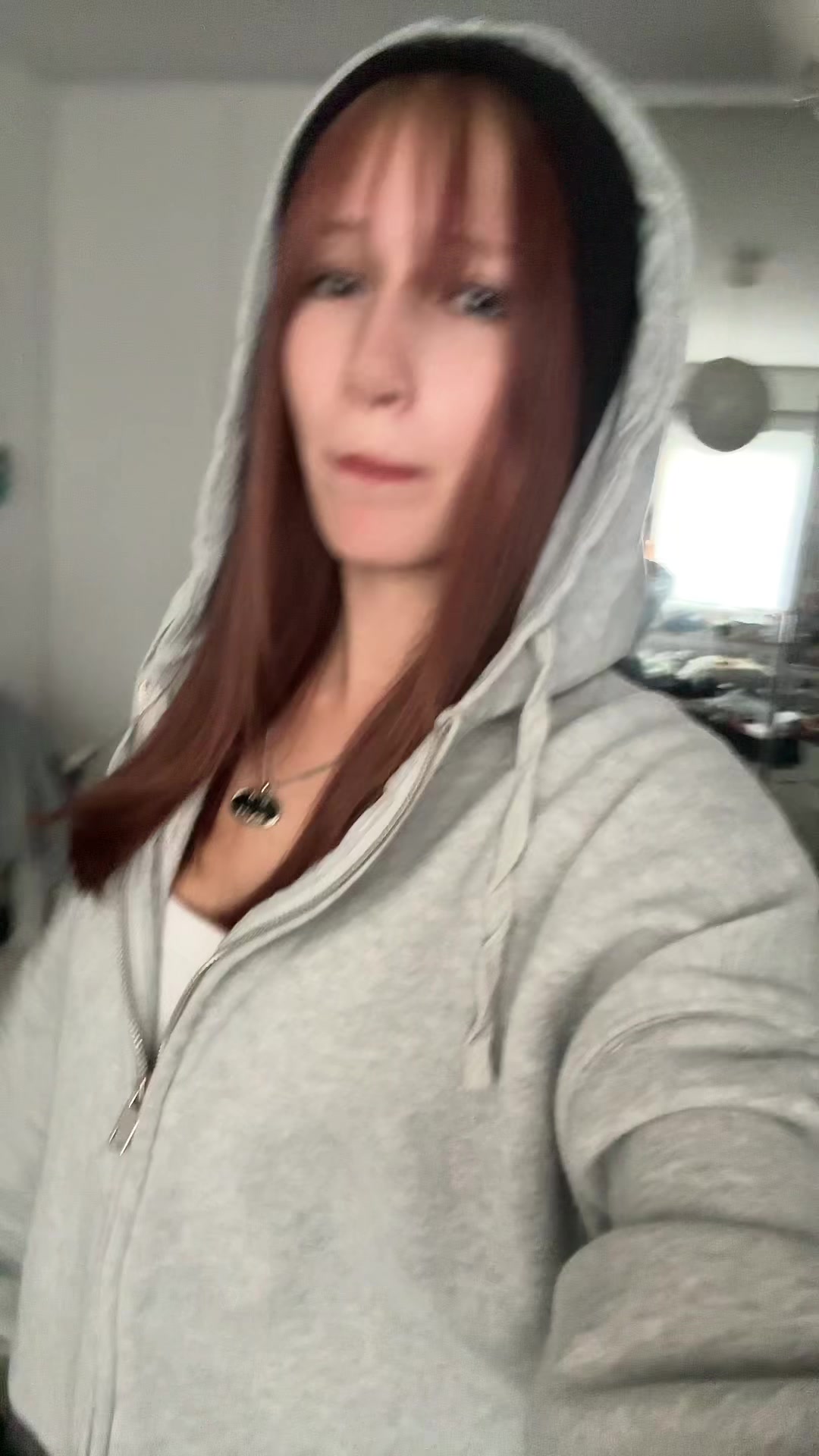 @Elina🦇