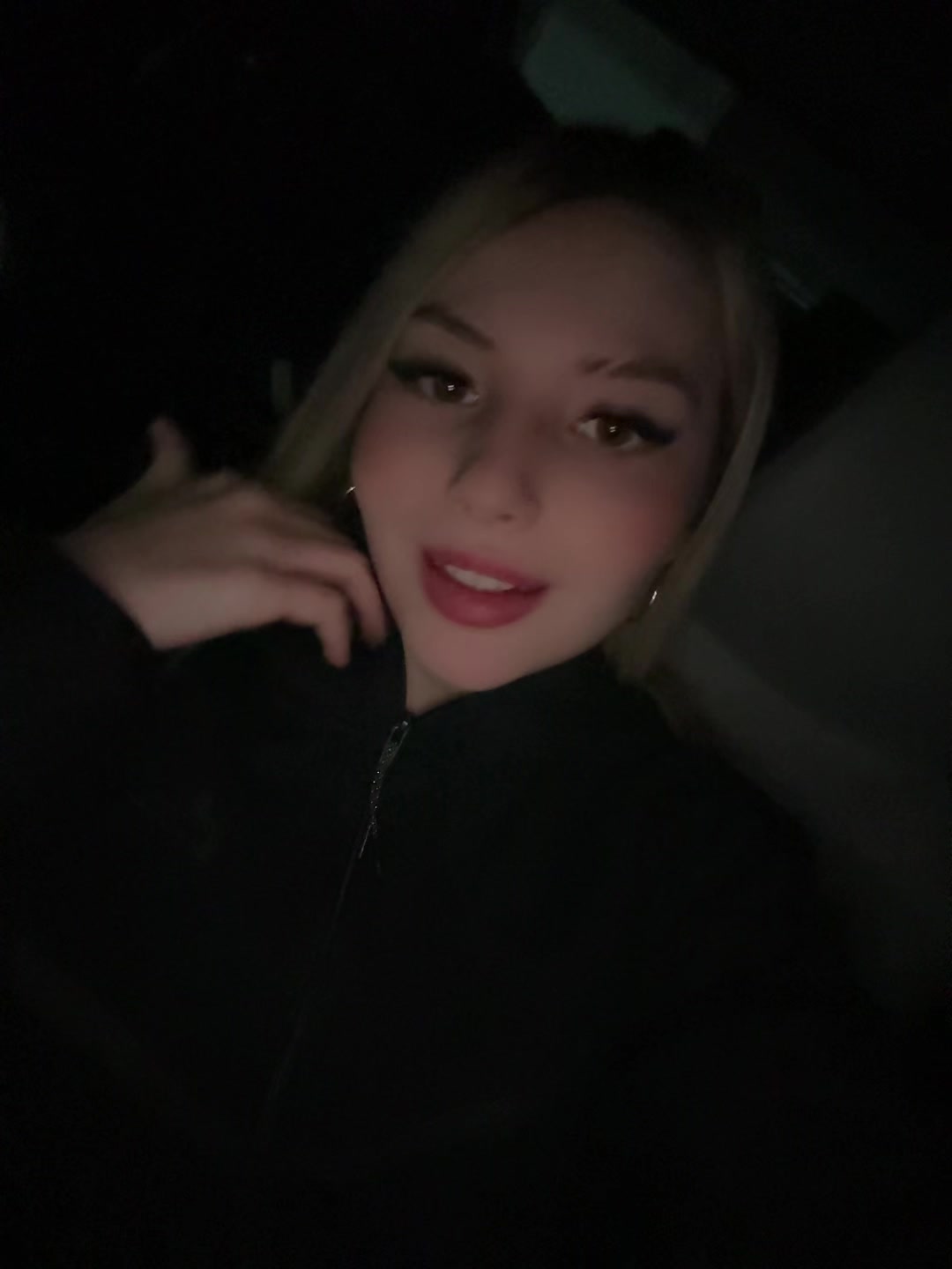 @mar💋💋