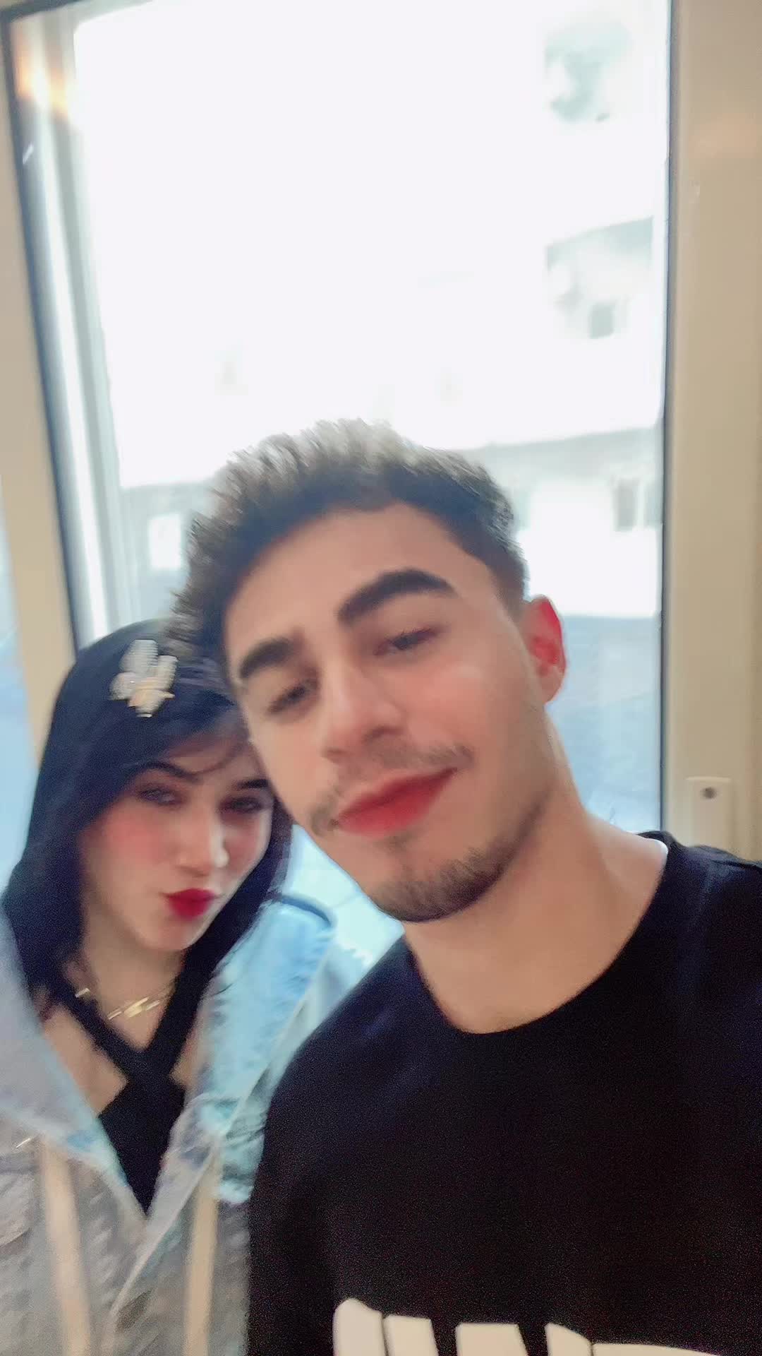 @AMiRA 🦋🌹