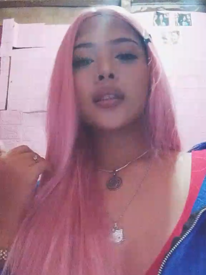 @everybodycallsmebratzbaddiest