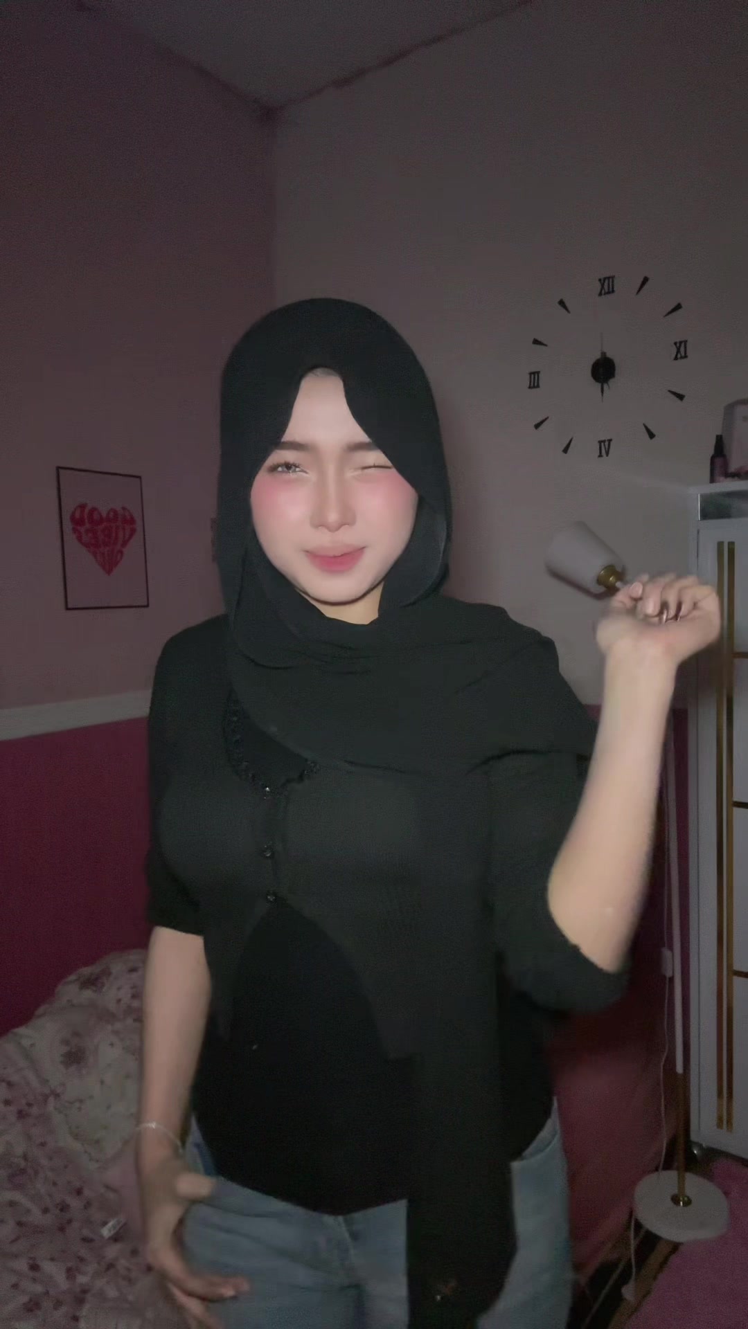 @r