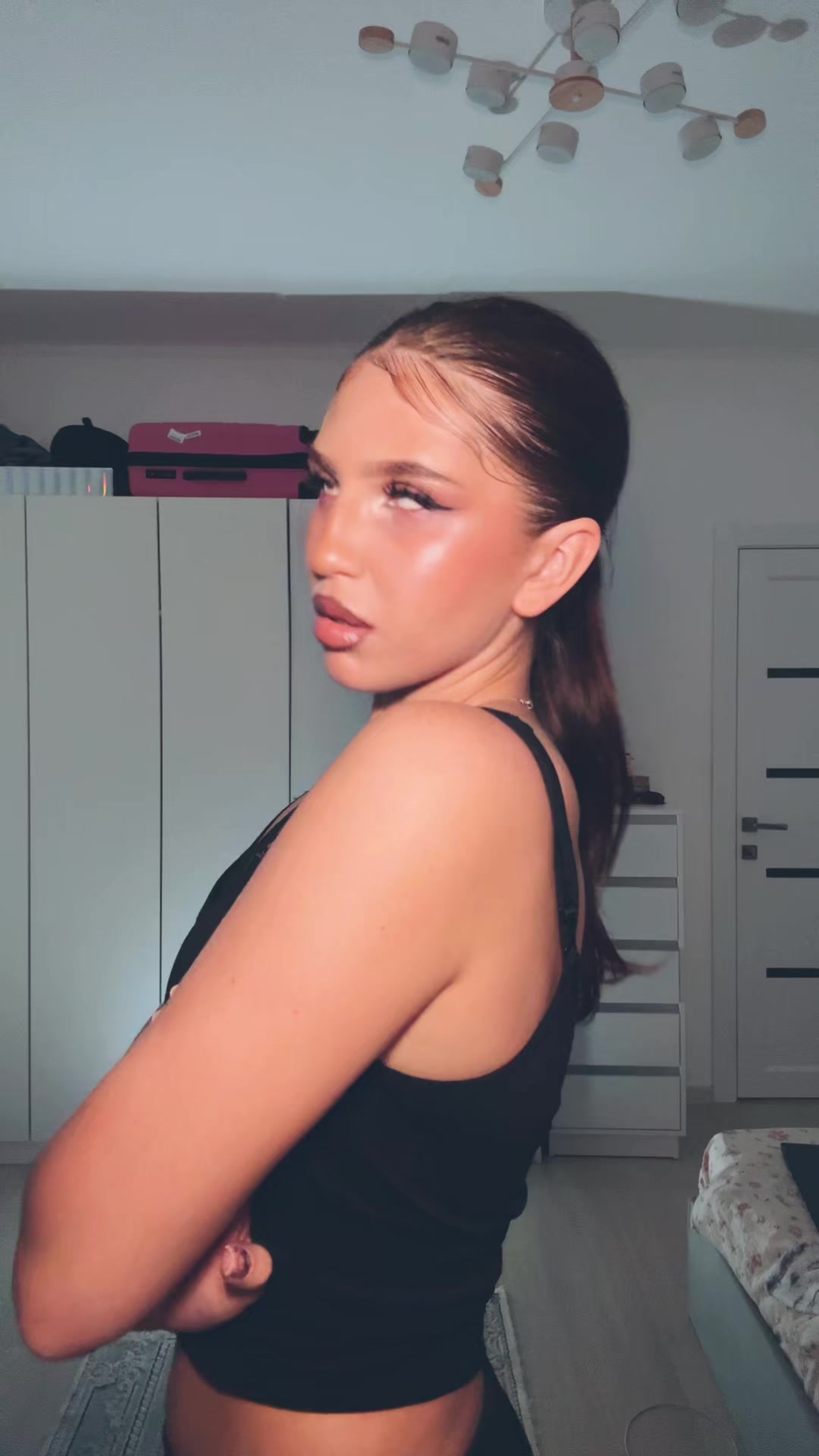 @allisavallovaaa
