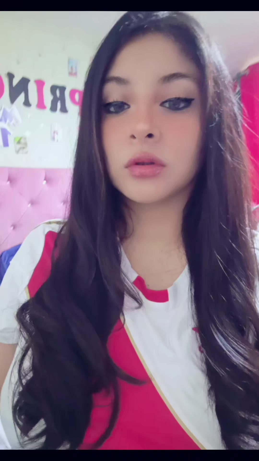 @Ayliin Domiinguez🐰💗