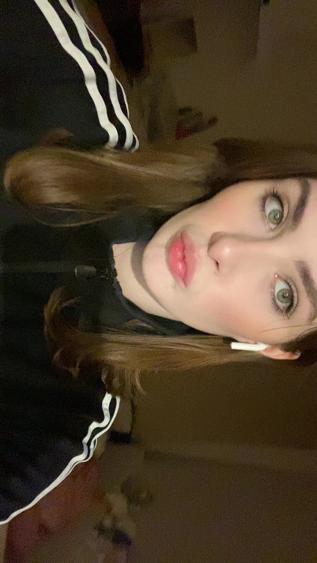 @_littleannenkova