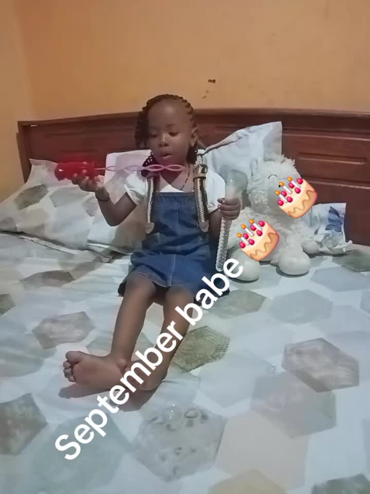 @tinnahkessy