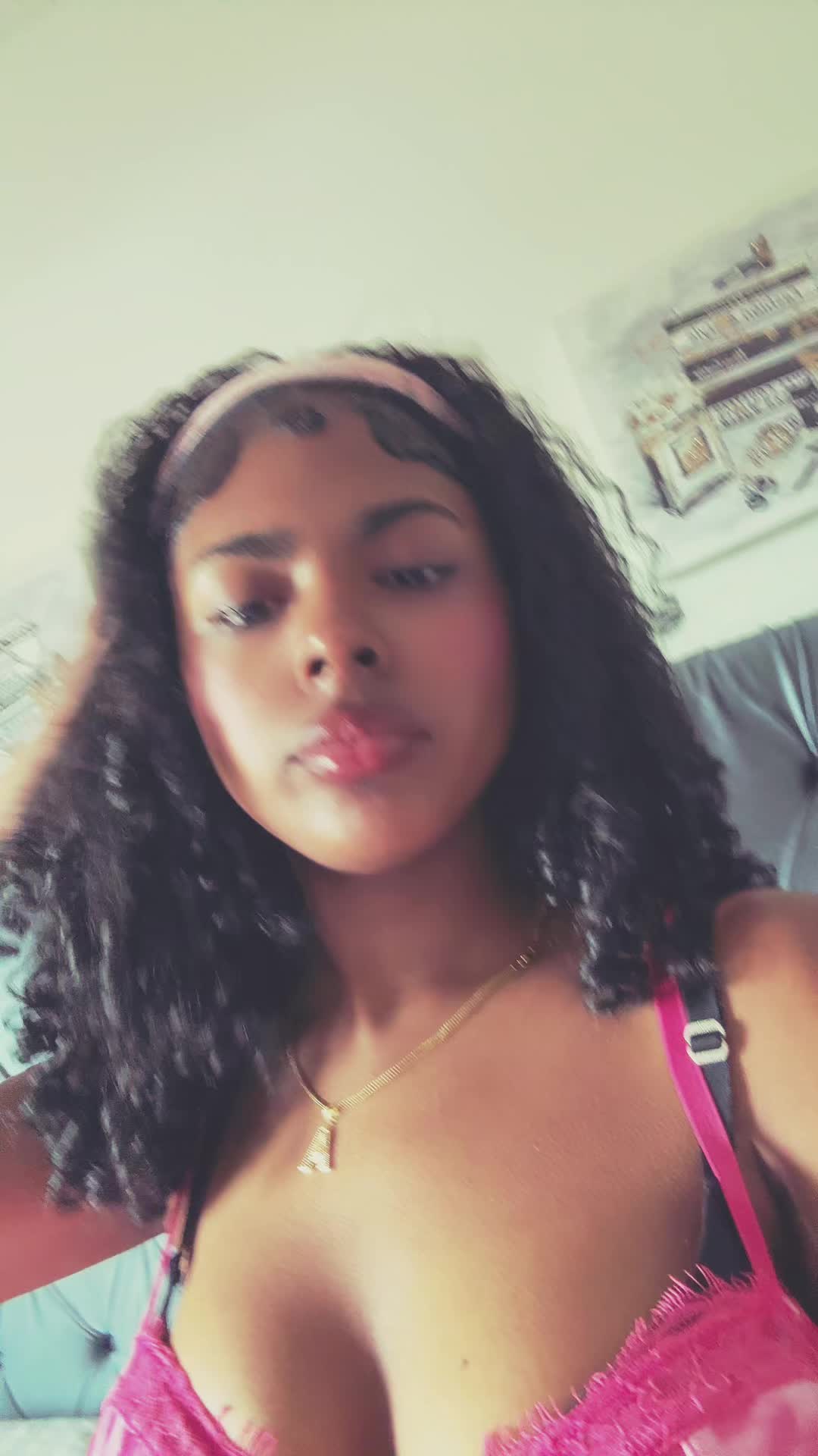 @Arantxa