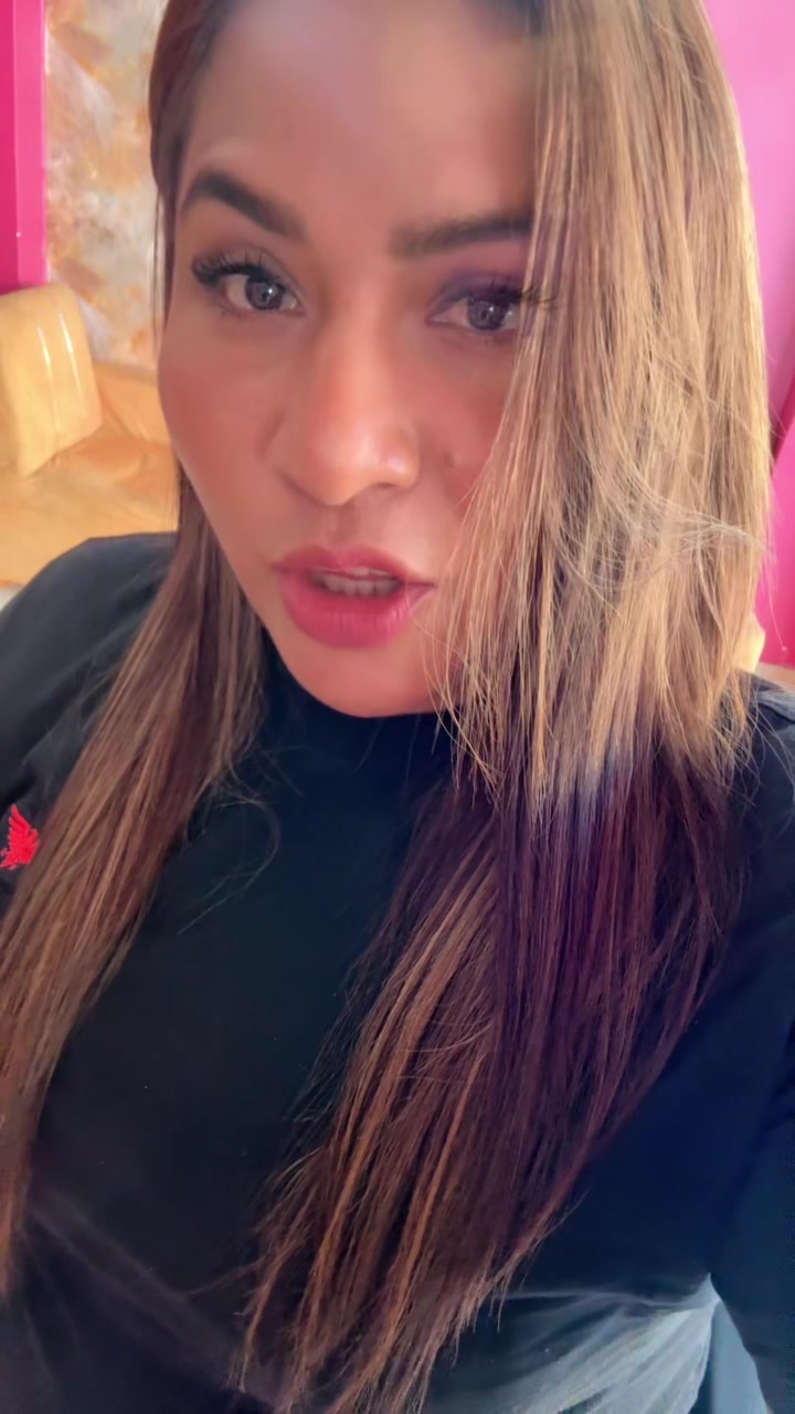 @Ligia Elena🦋