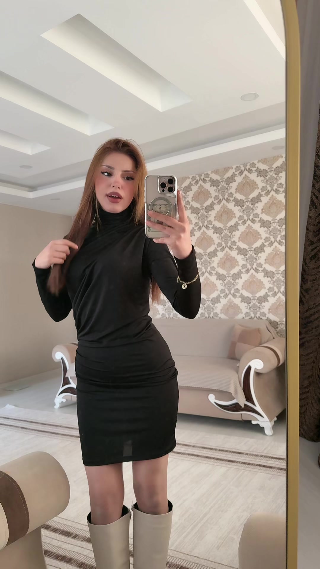 @𝘙.𝘌