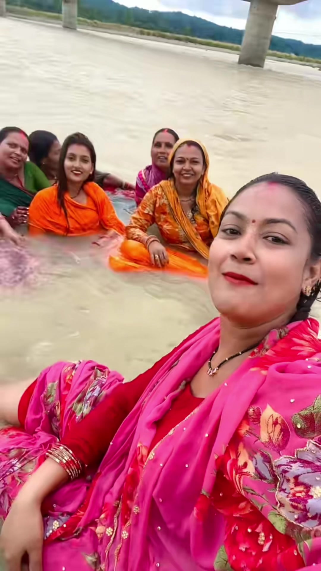 @Aarogya Divyanshi mom
