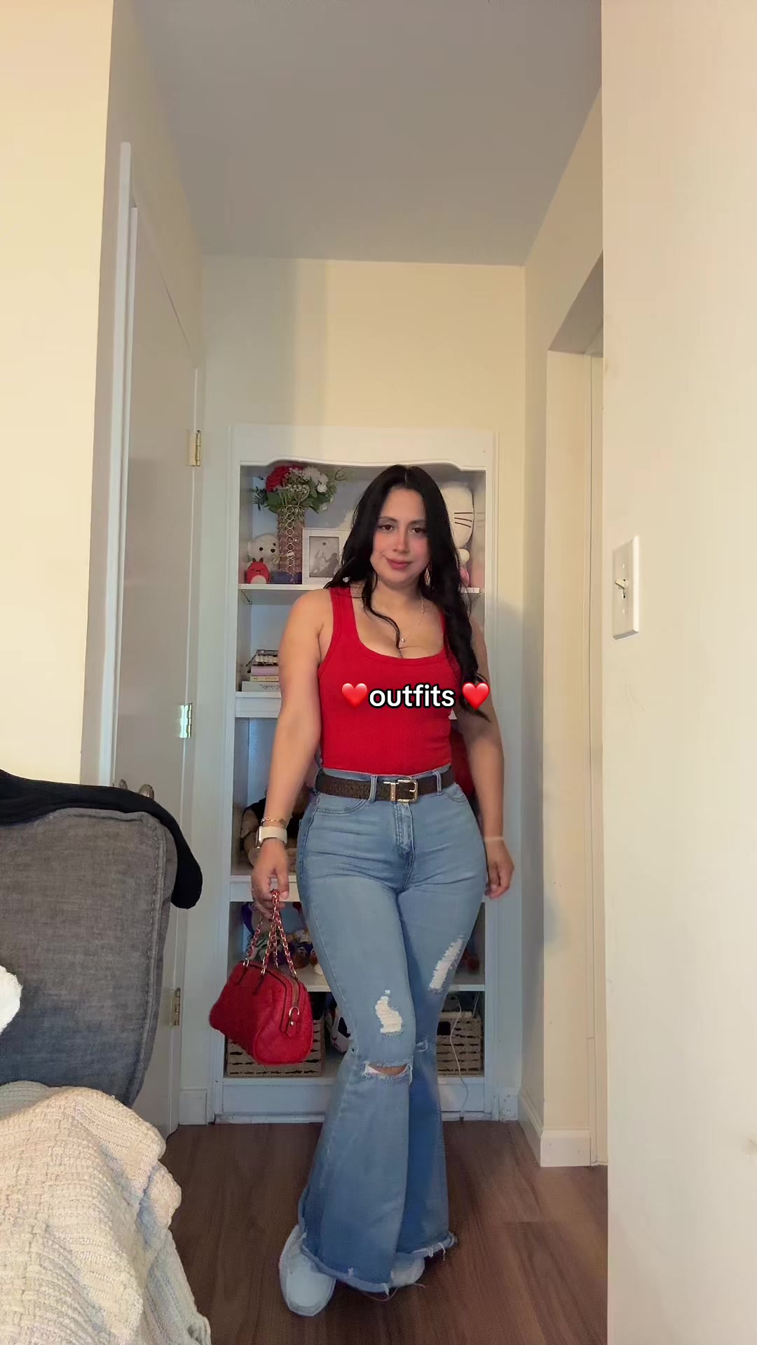 @𝐘𝓊𝕃𝒾[🪷]