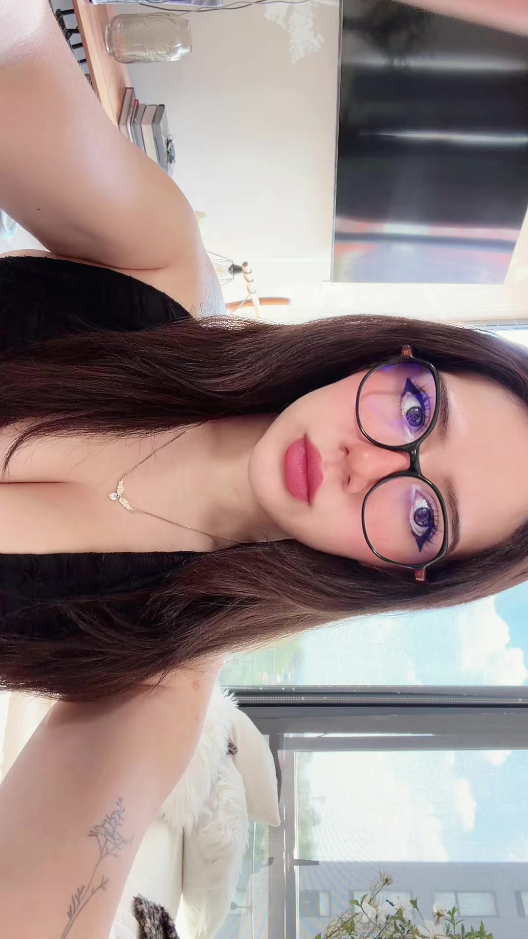 @lily.constantinee