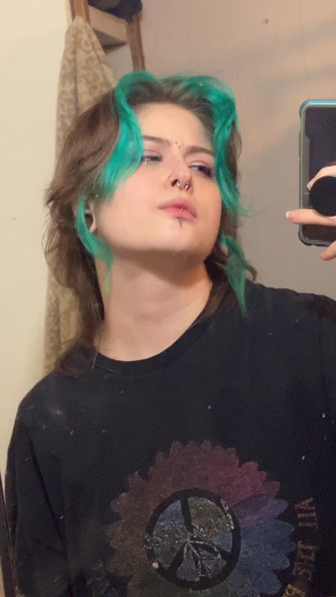 @Vomit