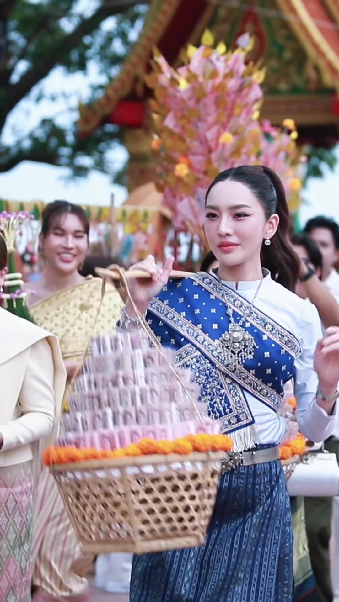 @Z Fashion TV