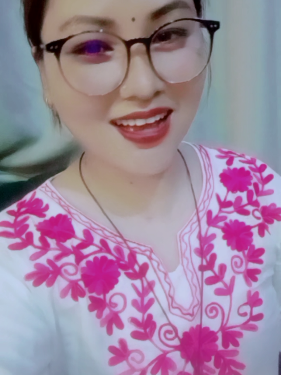 @laxmi..saru magar❣️☺️💐