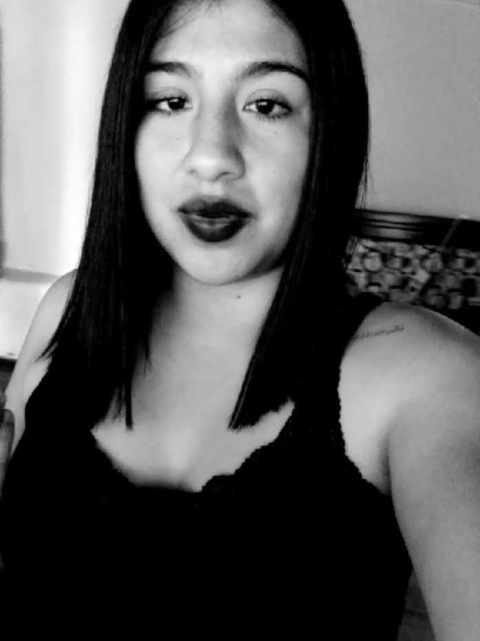 @Vivianaa_11🖤