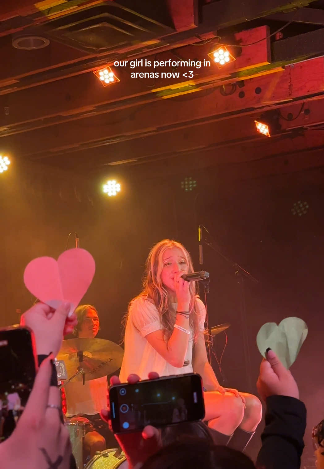 @v <3