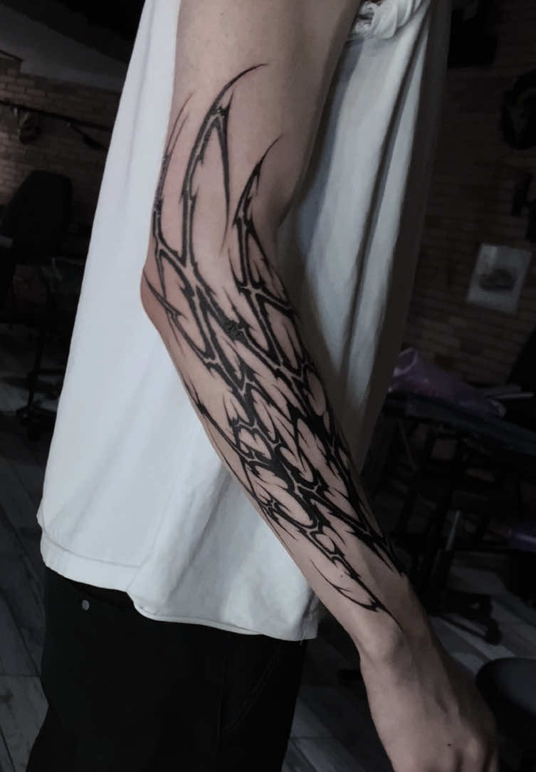 @goddamn.tattoo