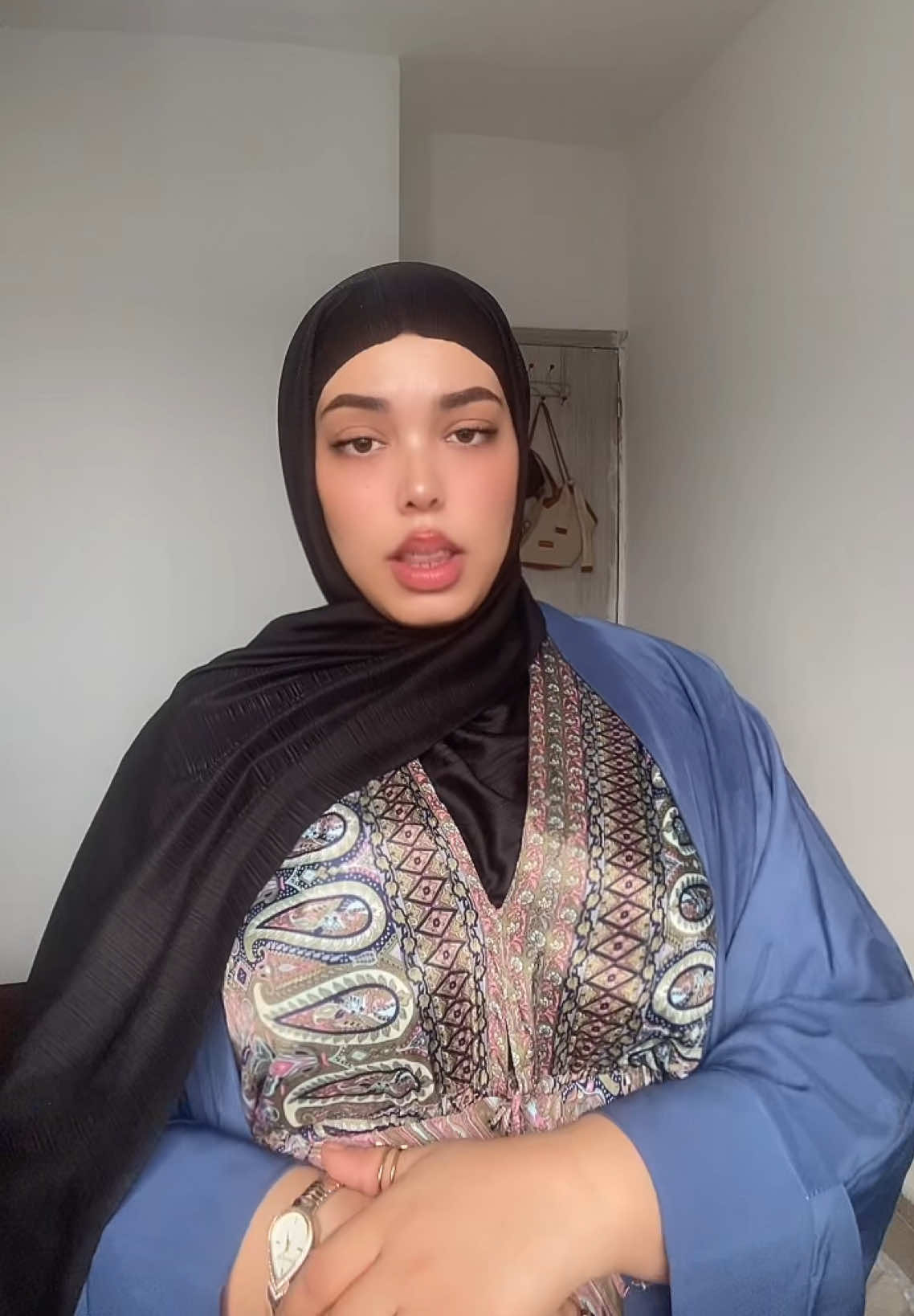 @👑🦋Chahra🦋👑