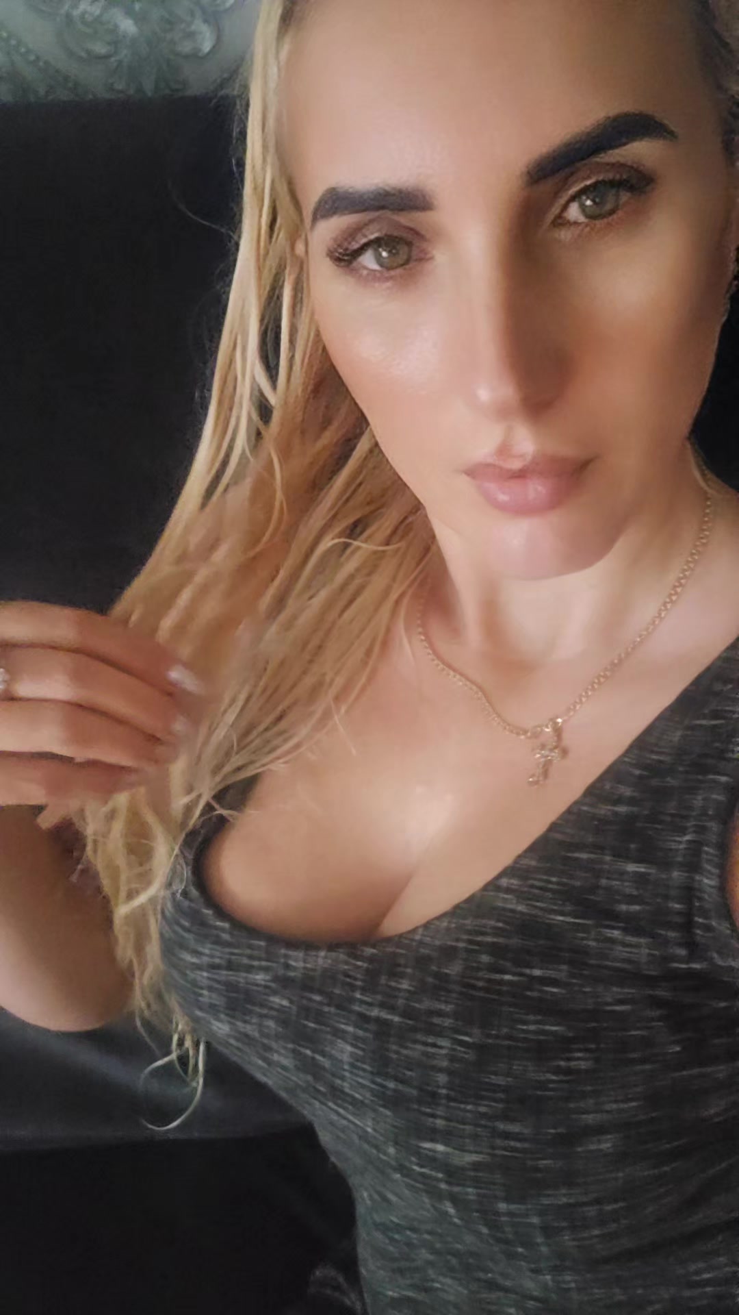 @Arina_11_007