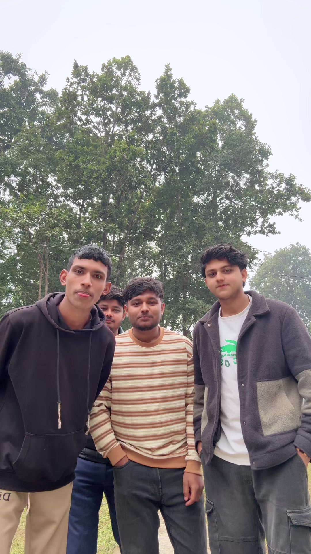 @DESI ROWDY 07