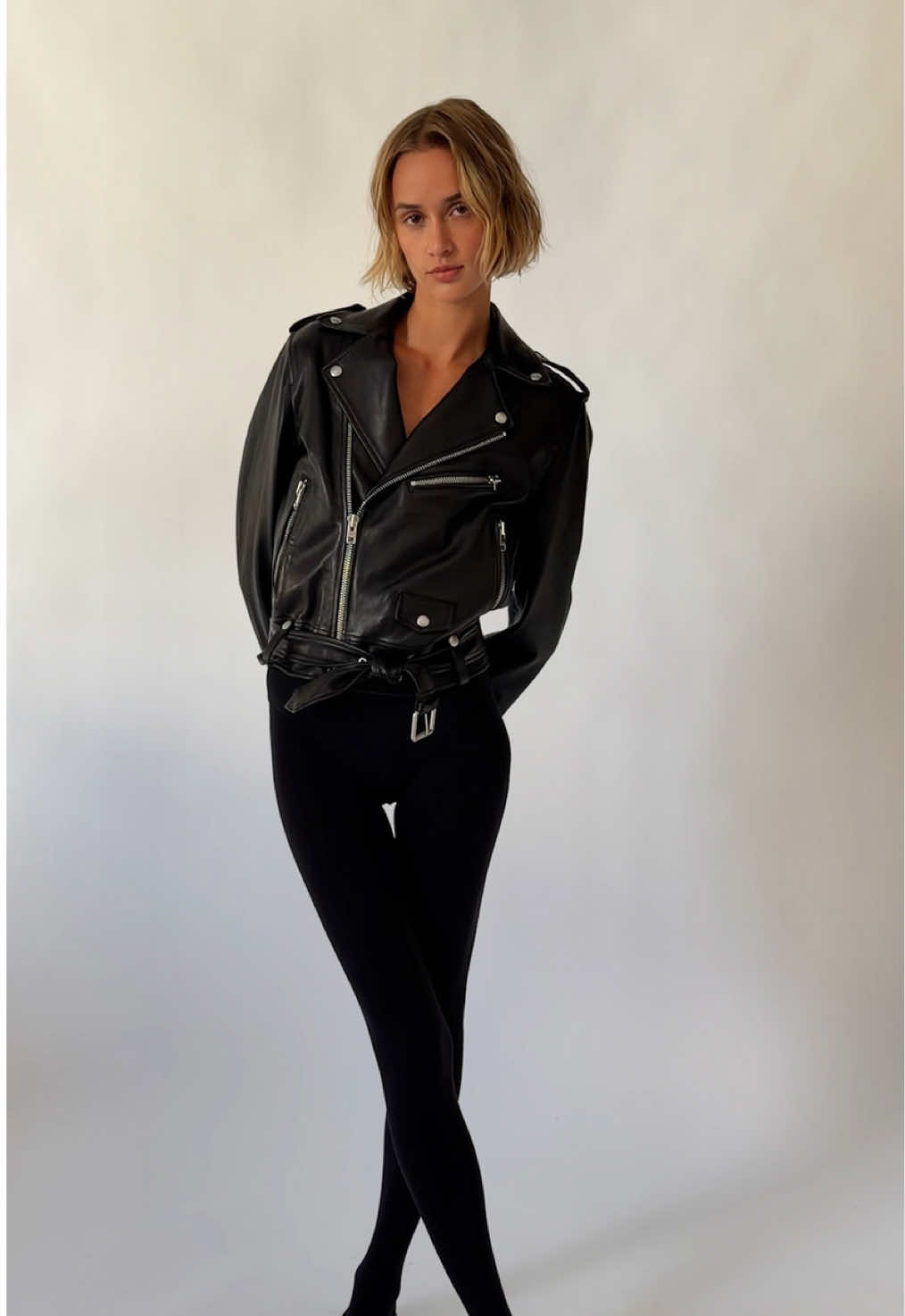 @Aritzia