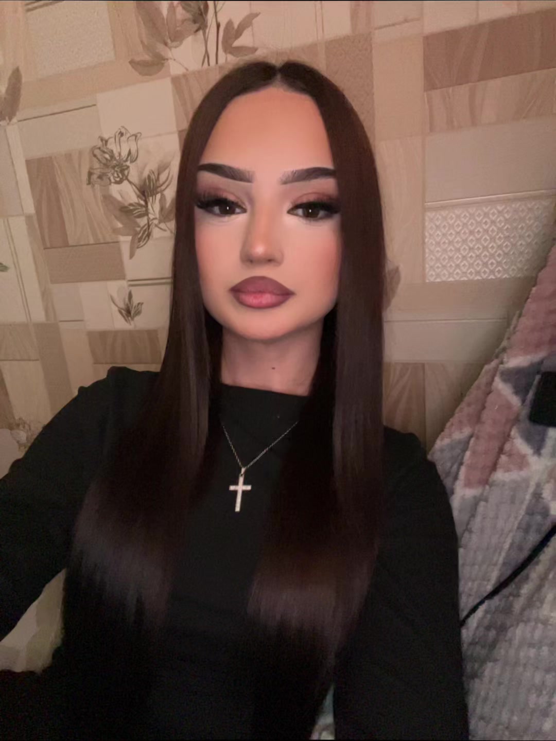 @𝙋𝙄𝙉𝙕𝘼𝙍𝙄 𝙑𝘼𝙉𝙀𝙎𝘼 🪽