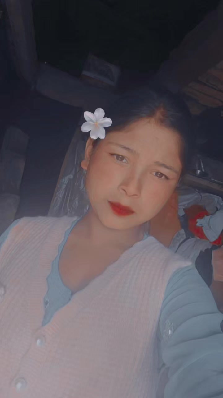 @Tilasara xettri&hearts;️❤️