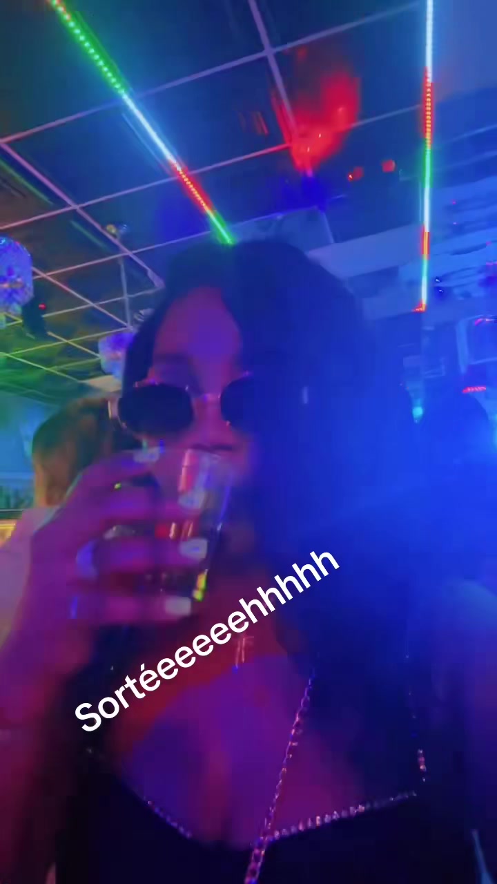 @Améliaqueen4🇨🇬🇺🇸🦅