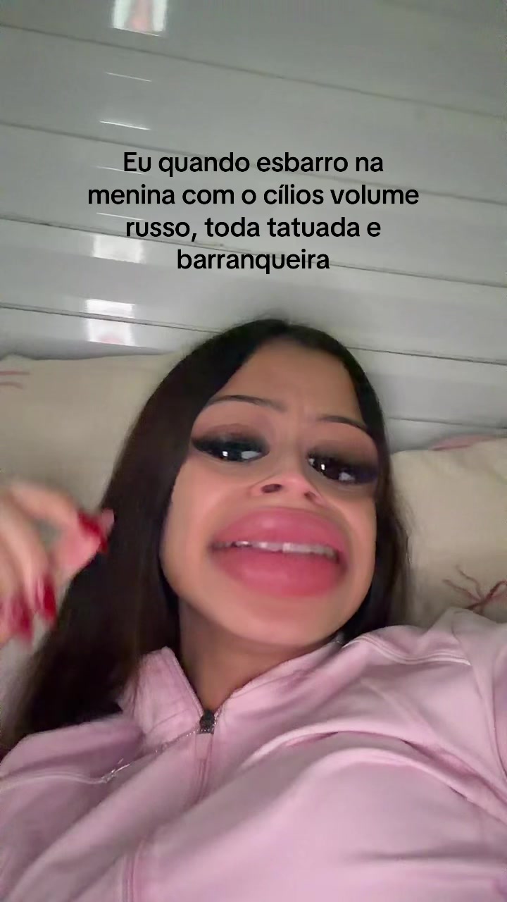 @nicolly_bom