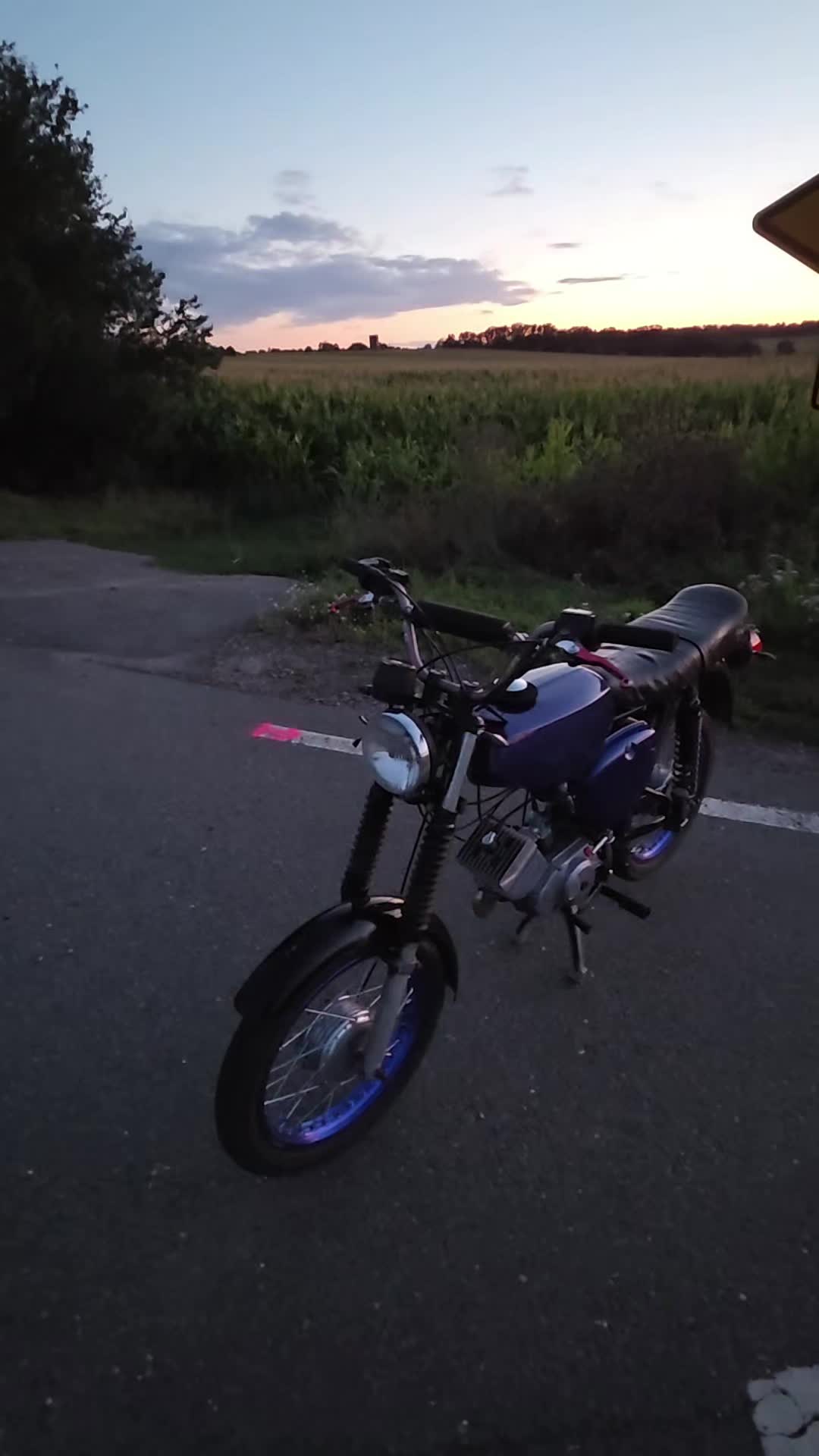 @Halbschalen_schonny
