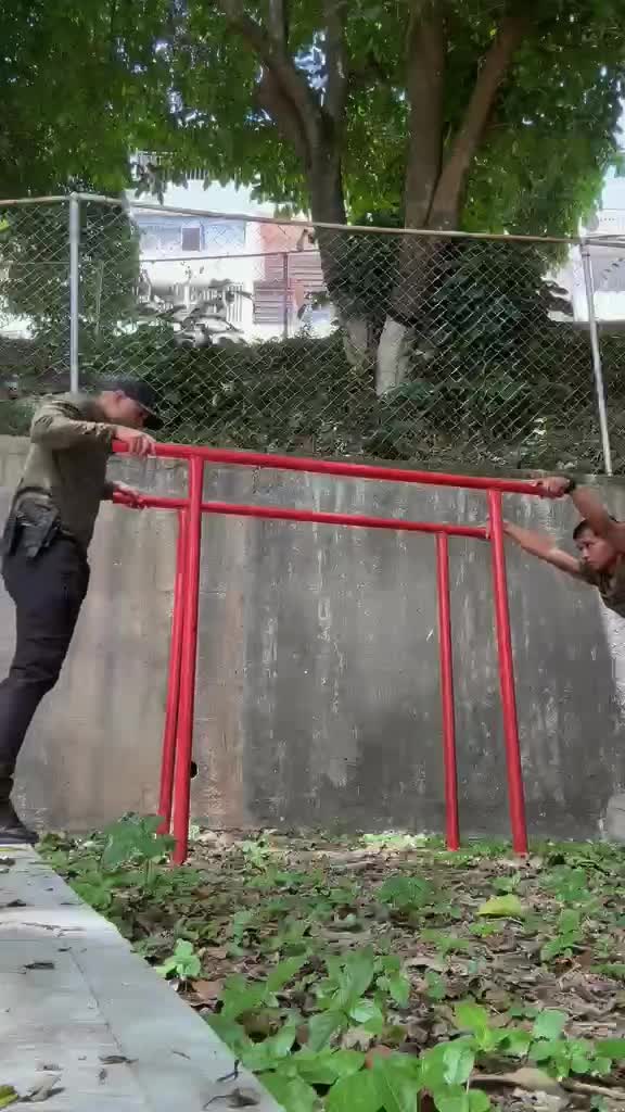 @Hernández🦅