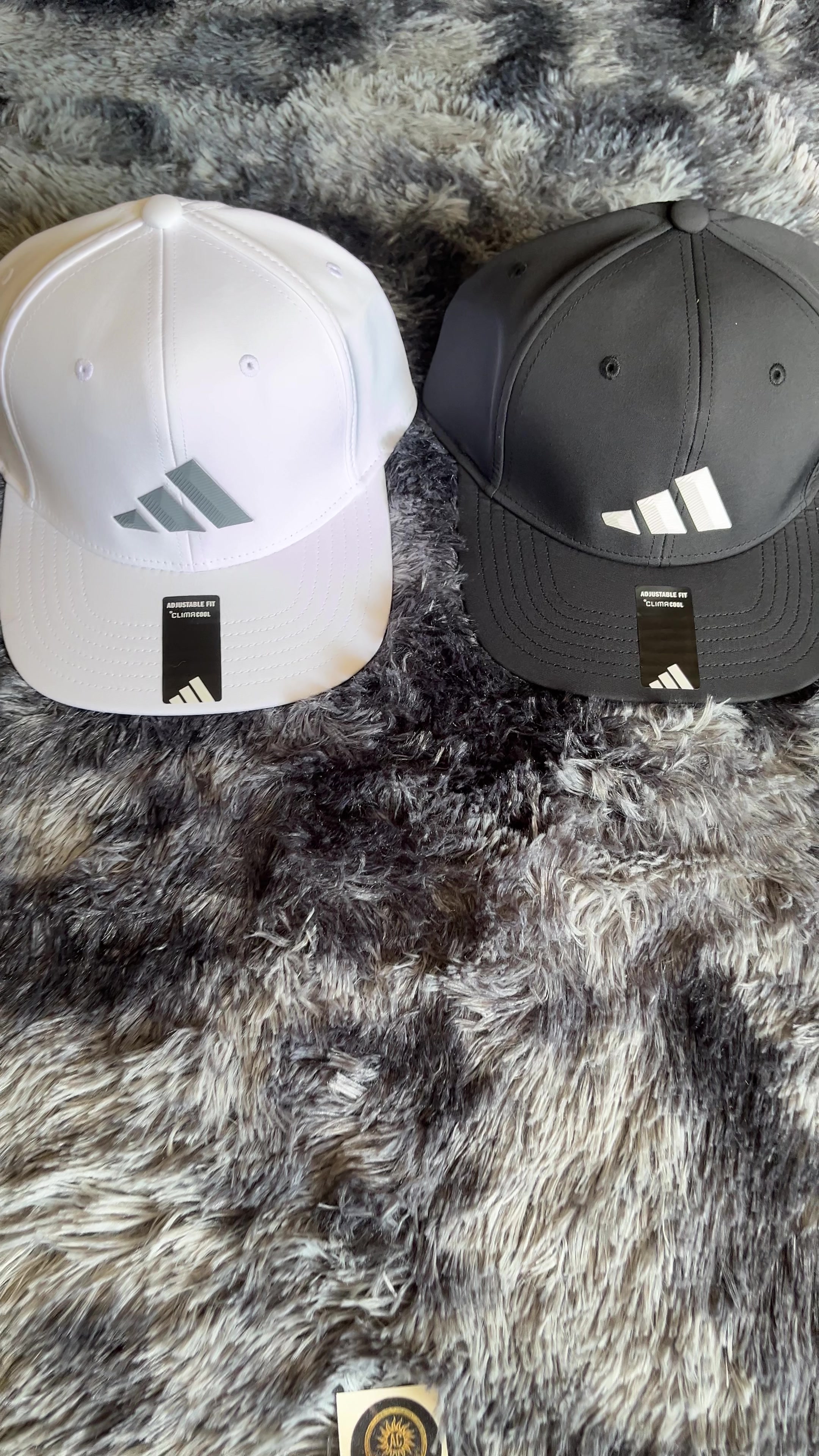 @Arango Clothing