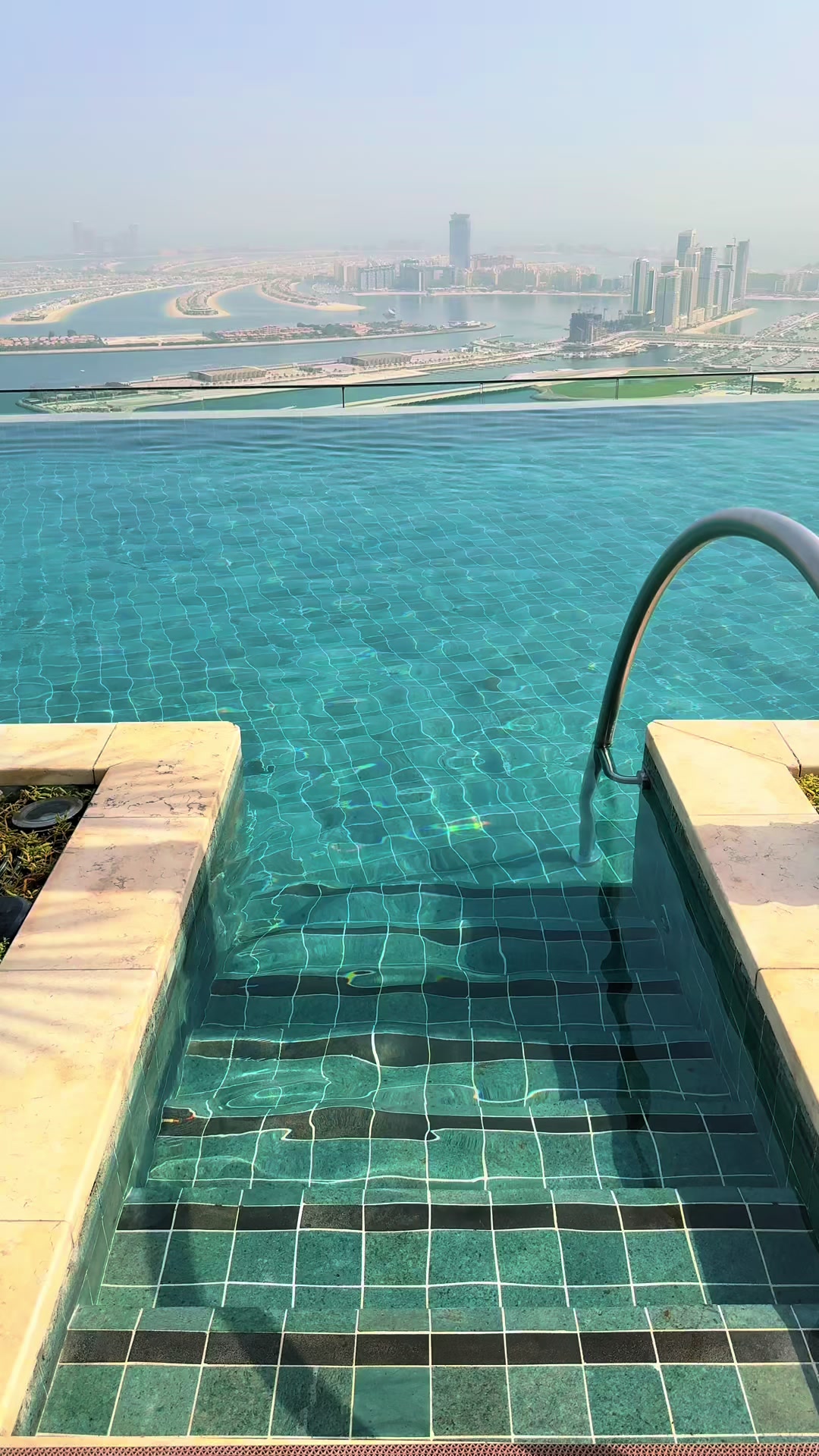 @Hotel Finds + Luxury Travel
