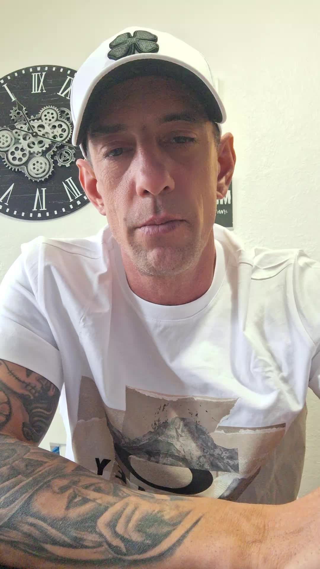 @chris